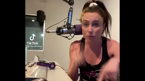 Cathaley showing her pussy